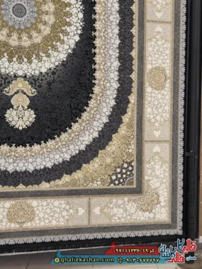 فرش طلاکوب 1200 شانه طرح صدرا رنگ سرمه ای گل برجسته کاشان حاشیه