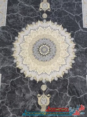 فرش ‌طلاکوب ‌1200 ‌شانه ‌طرح ‌نسیم ‌رنگ ‌طوسی ‌دودی ‌کاشان ‌زمینه