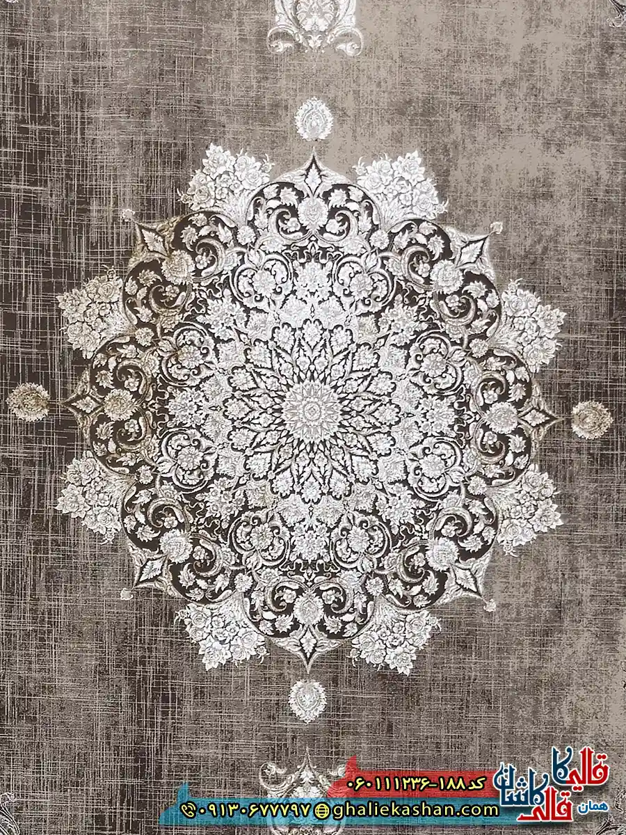 فرش طلاکوب 1200 شانه طرح همدم رنگ قهوه ای شکلاتی گل برجسته کاشان زمینه