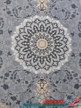 فرش طلاکوب 700 شانه طرح آنیسا رنگ طوسی نقره ای کاشان زمینه