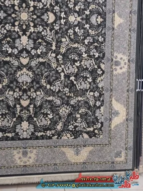 فرش طلاکوب 700 شانه طرح افشان شکوفه رنگ طوسی دودی کاشان حاشیه