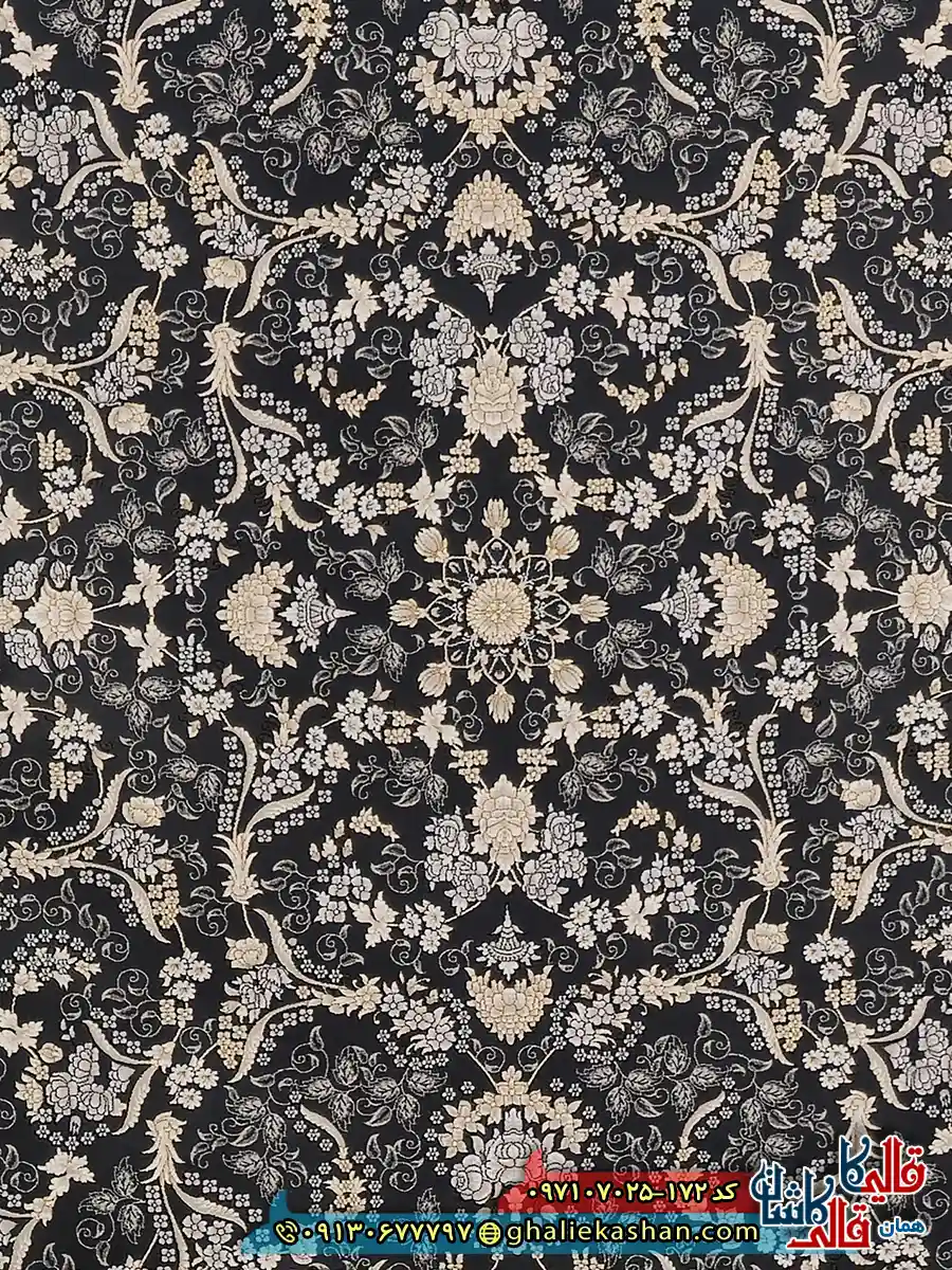 فرش طلاکوب 700 شانه طرح افشان شکوفه رنگ طوسی دودی کاشان زمینه