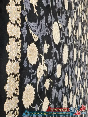 فرش طلاکوب 700 شانه طرح افشان لنا رنگ سرمه ای کاشان نزدیک