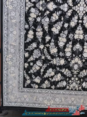 فرش طلاکوب 700 شانه طرح افشان ژینا رنگ سرمه ای کاشان حاشیه