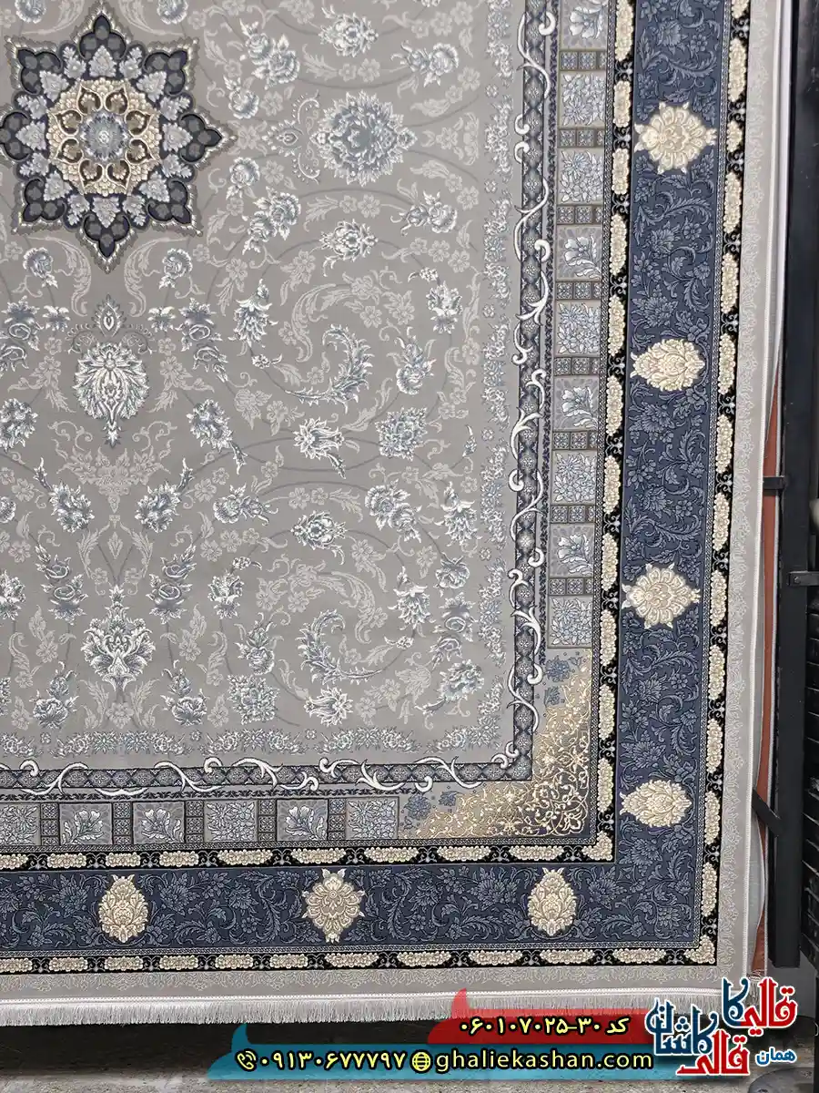 فرش طلاکوب 700 شانه طرح دایان رنگ فیلی ترمه ای کاشان حاشیه