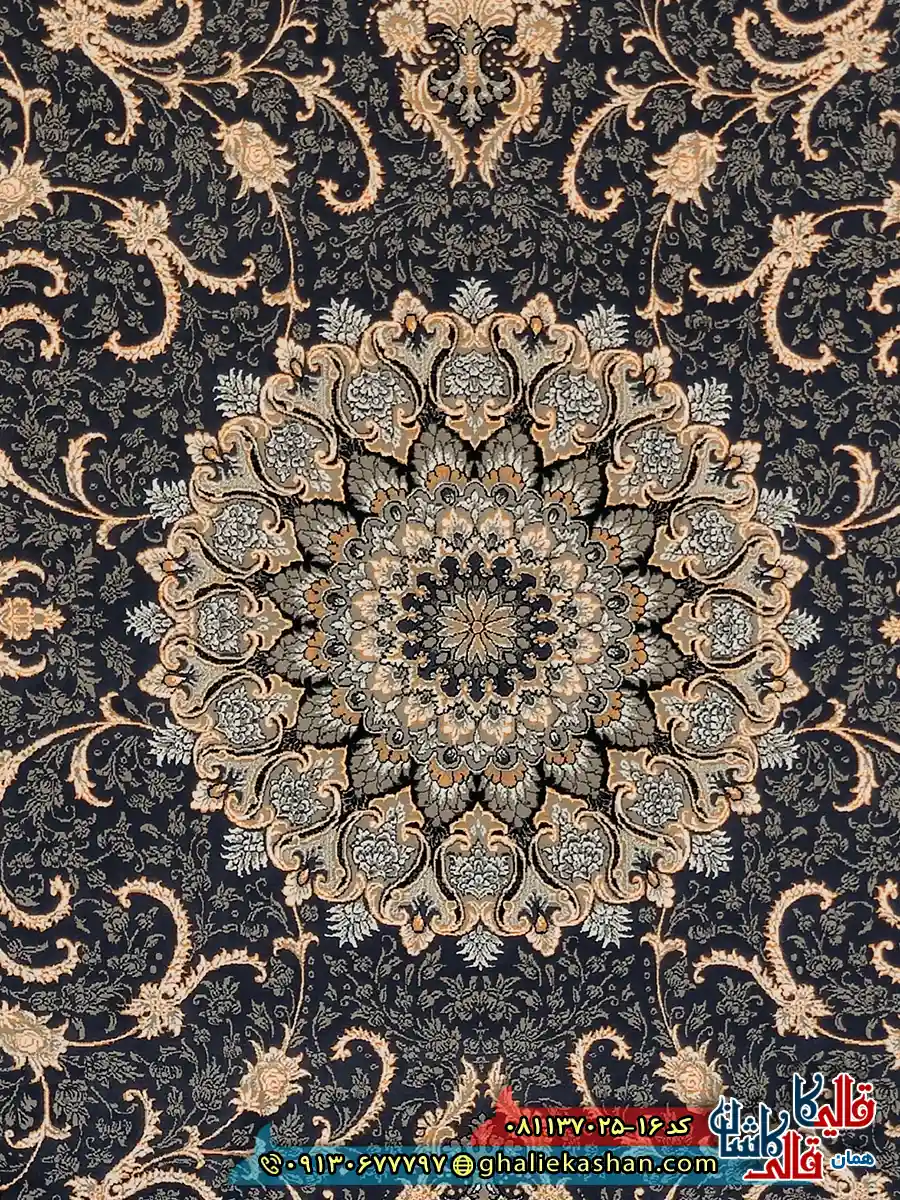 فرش طلاکوب 700 شانه طرح طناز رنگ طوسی دلفینی کاشان زمینه