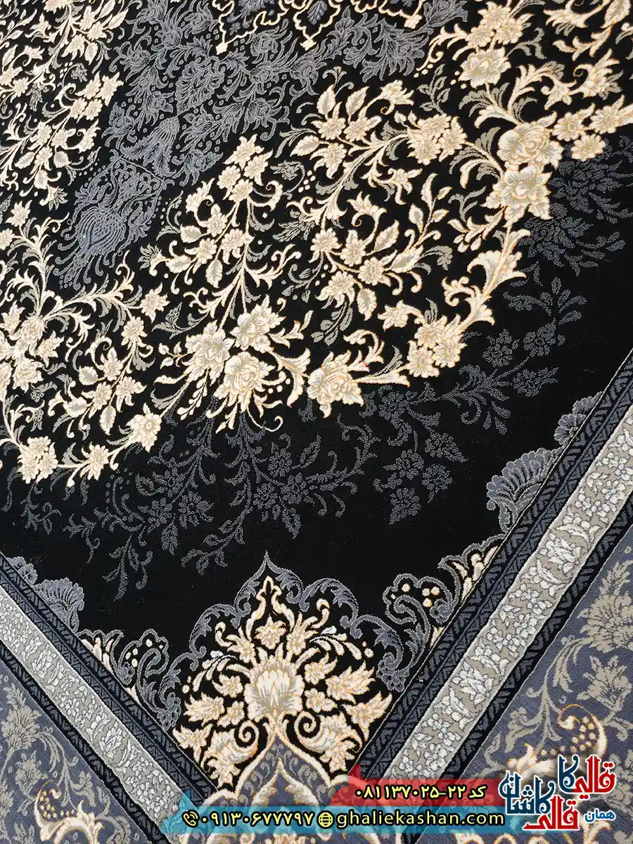 فرش طلاکوب 700 شانه طرح مهریس تندیس رنگ سرمه ای کاشان نزدیک 2