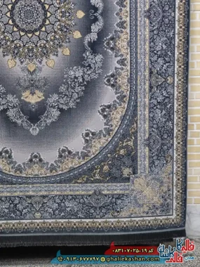 فرش طلاکوب 700 شانه طرح کارن رنگ طوسی دودی کاشان حاشیه