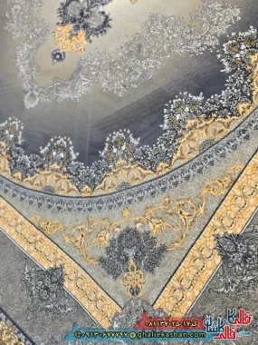 فرش طلاکوب 700 شانه طرح کارن رنگ طوسی فیلی کاشان نزدیک