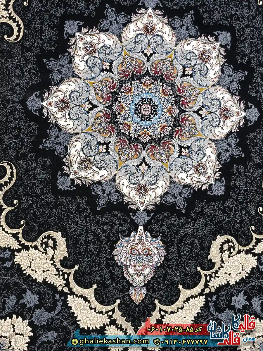 فرش طلاکوب 700 شانه طرح کرشمه رنگ سرمه ای کاشان زمینه