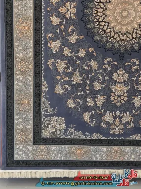 فرش طلاکوب 700 شانه طرح یلدا رنگ طوسی دلفینی کاشان حاشیه