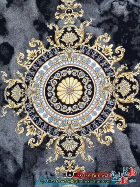 فرش ‌طلاکوب ‌700 ‌شانه ‌فرانسوی ‌طرح ‌ژیوا ‌رنگ ‌مشکی ‌زغالی ‌کاشان ‌زمینه