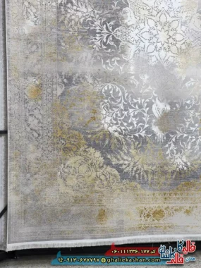 فرش طلاکوب وینتیج 1200 شانه طرح آرشا رنگ کرم صدفی گل برجسته کاشان حاشیه