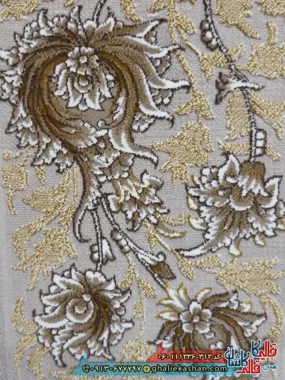 فرش طلاکوب وینتیج 1200 شانه طرح افشان آتوسا رنگ کرم صدفی گل برجسته کاشان نزدیک 2