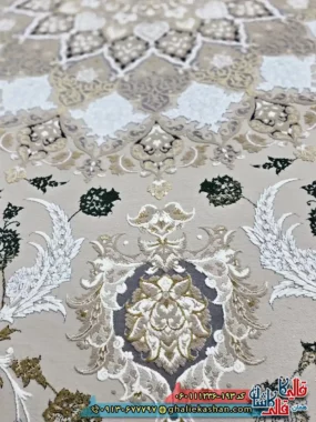 فرش طلاکوب وینتیج 1200 شانه طرح جواهر رنگ قهوه ای نقره ای گل برجسته کاشان نزدیک 2