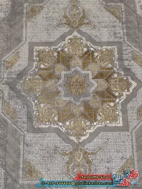فرش طلاکوب وینتیج 1200 شانه طرح شازده رنگ طوسی نقره ای گل برجسته کاشان زمینه