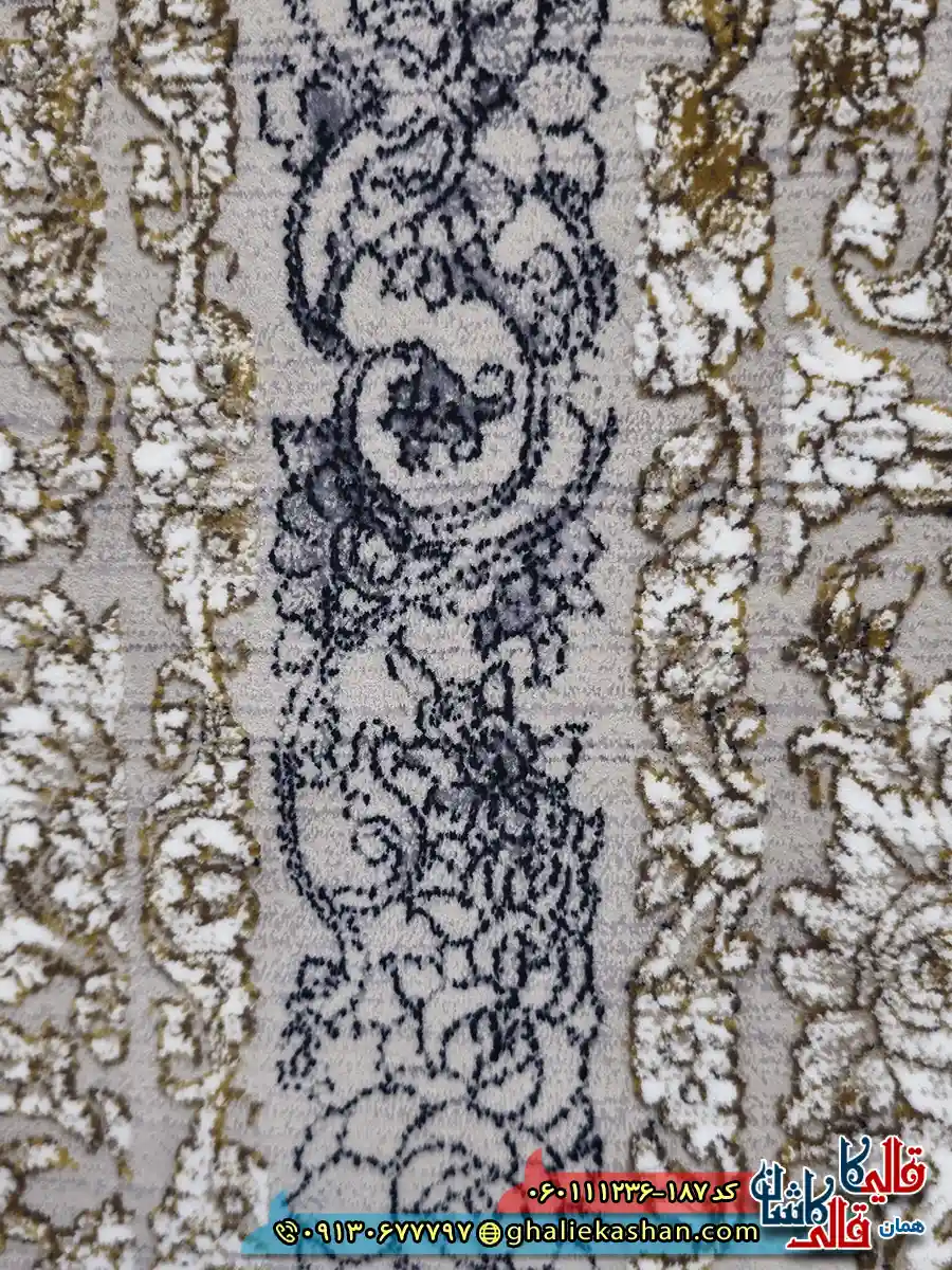 فرش طلاکوب وینتیج 1200 شانه طرح هدیه رنگ کرم صدفی گل برجسته کاشان نزدیک 2
