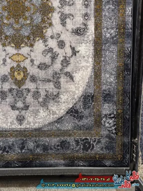 فرش طلاکوب وینتیج 700 شانه طرح ویکتوریا رنگ طوسی نقره ای کاشان حاشیه
