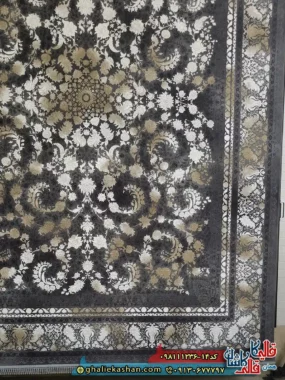 فرش وینتیج 1200 شانه طرح افشان دلکش رنگ طوسی دودی گل برجسته کاشان حاشیه