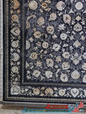 فرش وینتیج 700 شانه طرح افشان آرمان شاه عباسی رنگ سرمه ای کاشان حاشیه