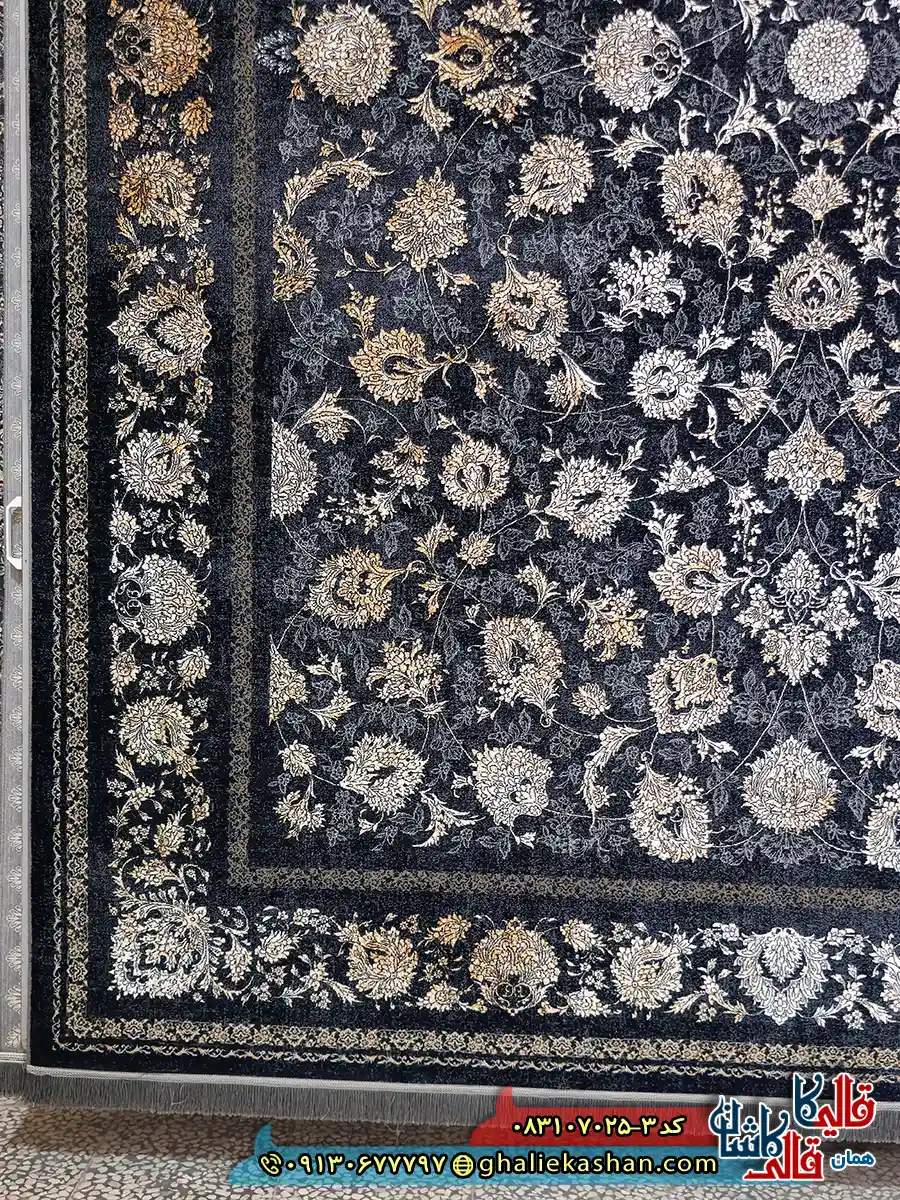 فرش وینتیج 700 شانه طرح افشان آرمان شاه عباسی رنگ سرمه ای کاشان حاشیه
