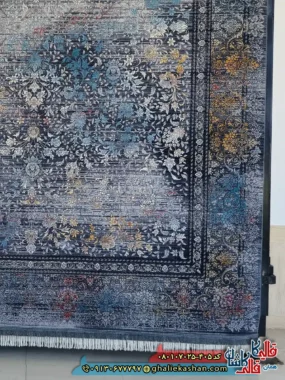 فرش ‌وینتیج ‌700 ‌شانه ‌طرح ‌افشان ‌سبحان ‌رنگ ‌طوسی ‌دودی ‌کاشان ‌حاشیه