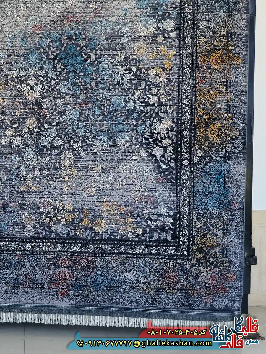 فرش ‌وینتیج ‌700 ‌شانه ‌طرح ‌افشان ‌سبحان ‌رنگ ‌طوسی ‌دودی ‌کاشان ‌حاشیه