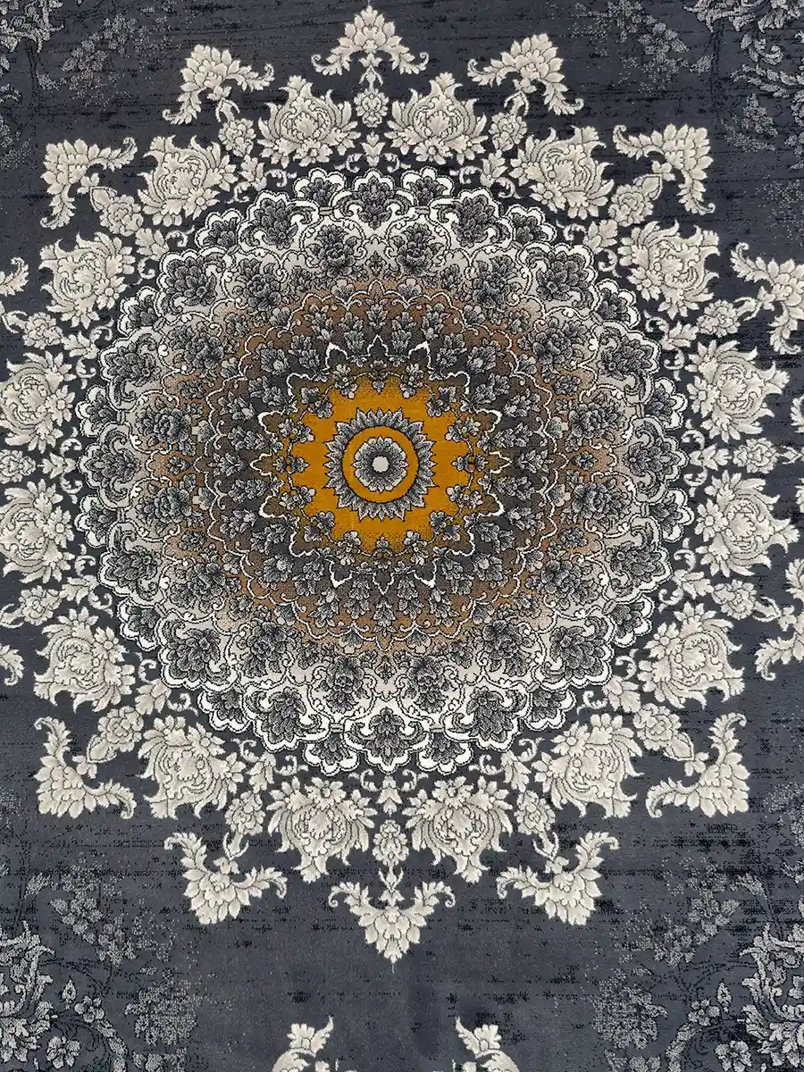 فرش وینتیج 700 شانه طرح طاها رنگ طوسی دودی کاشان زمینه