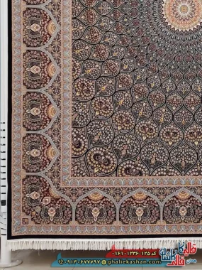 فرش کلاسیک 1200 شانه اصیل طرح سلطانیه گنبد رنگ سرمه ای کاشان حاشیه