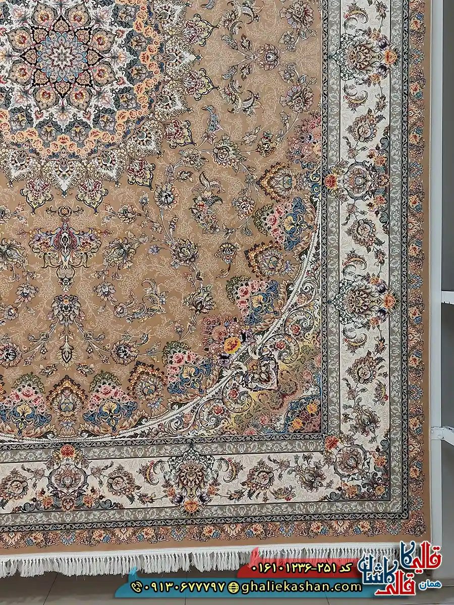 فرش کلاسیک 1200 شانه طرح شهریار رنگ بژ کاشان حاشیه