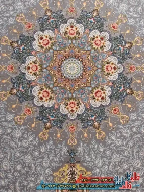 فرش کلاسیک 1200 شانه طرح طاق بستان رنگ طوسی نقره ای کاشان زمینه