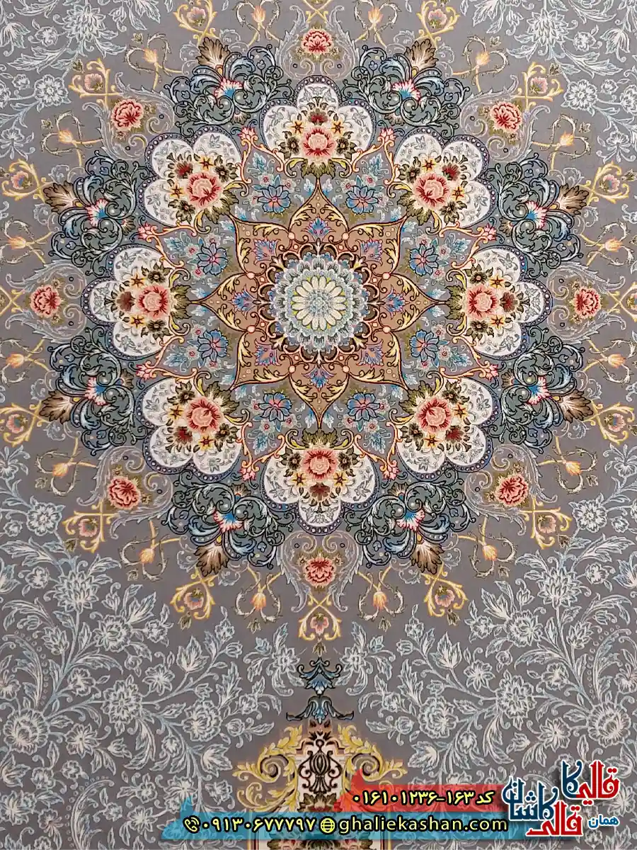 فرش کلاسیک 1200 شانه طرح طاق بستان رنگ طوسی نقره ای کاشان زمینه