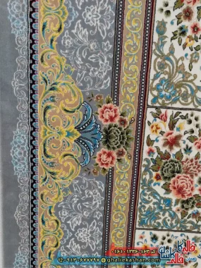 فرش کلاسیک 1200 شانه طرح طاق بستان رنگ طوسی نقره ای کاشان نزدیک