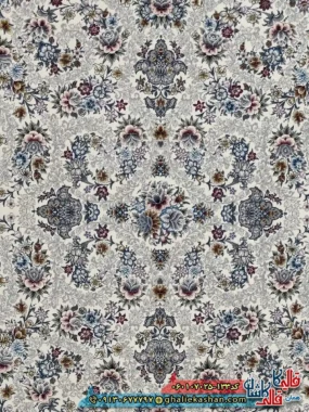 فرش کلاسیک 700 شانه طرح افشان ساحل رنگ کرم کاشان زمینه