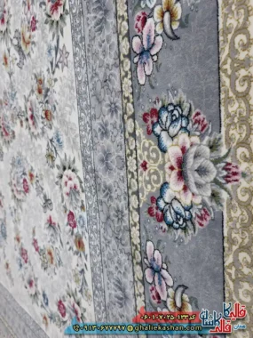 فرش کلاسیک 700 شانه طرح افشان ساحل رنگ کرم کاشان نزدیک