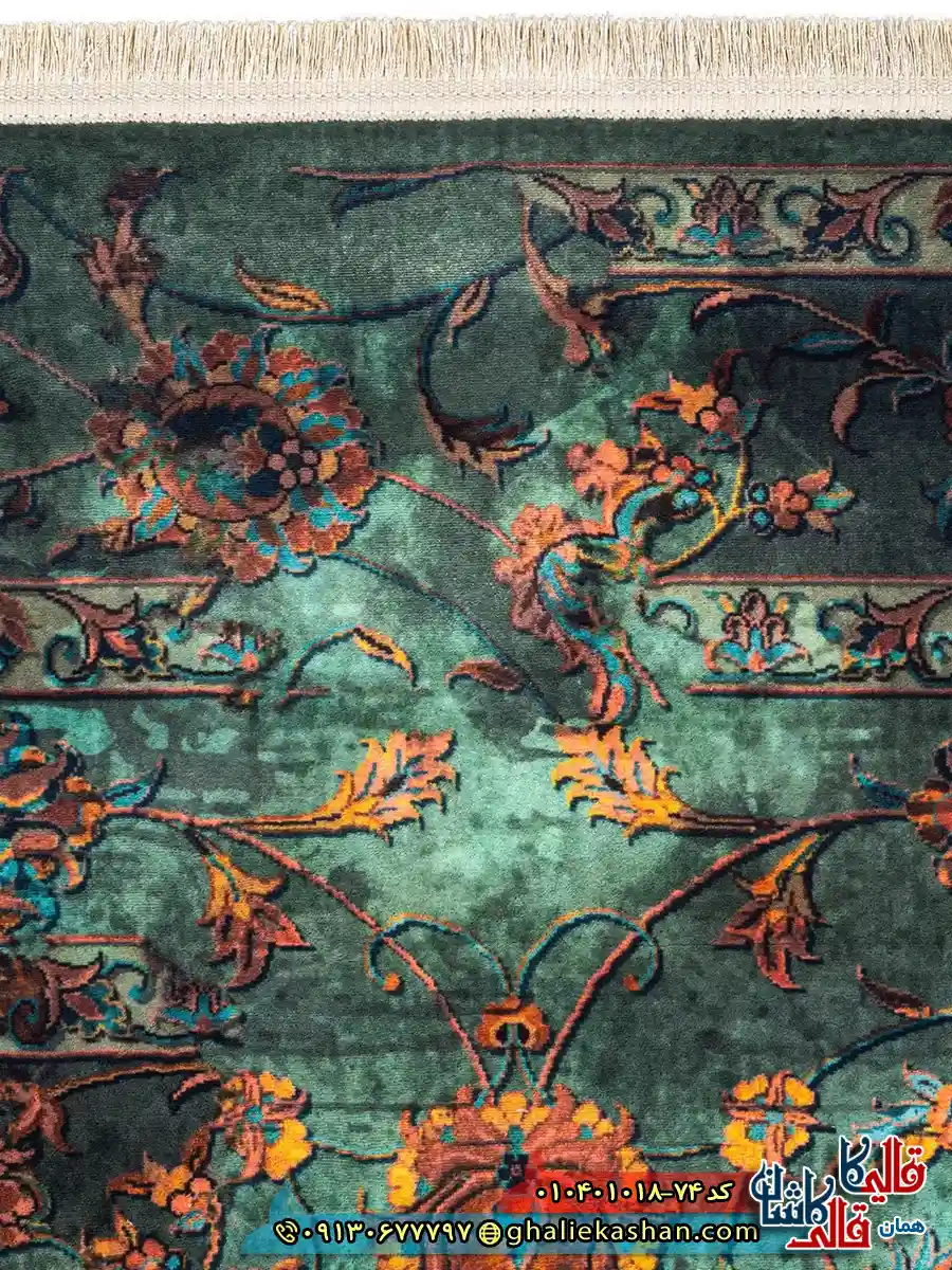 فرش 1000 شانه طرح افشان نگارستان چهل بند زمینه سبز خزه ای کاشان نزدیک2