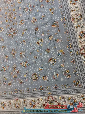 فرش 700 شانه طرح افشان وفا رنگ طوسی نقره ای کاشان زمینه