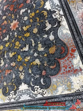 فرش 700 شانه طرح پاناروما رنگ سرمه ای کاشان زمینه