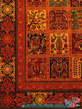 فرش سنتی 700 شانه خشتی طرح معشوق رنگ قرمز لاکی کاشان حاشیه
