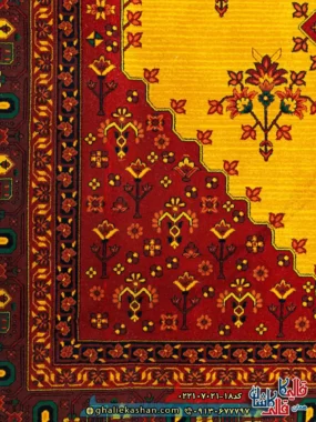 فرش سنتی 700 شانه طرح ساتین رنگ طلایی کاشان حاشیه