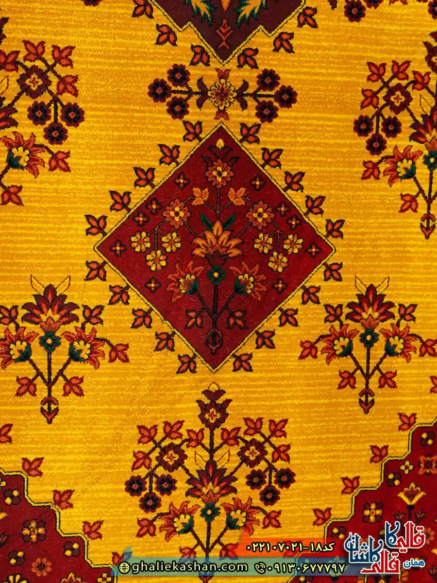 فرش سنتی 700 شانه طرح ساتین رنگ طلایی کاشان زمینه