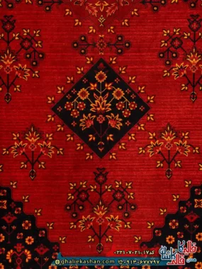 فرش سنتی 700 شانه طرح ساتین رنگ قرمز روناسی کاشان زمینه