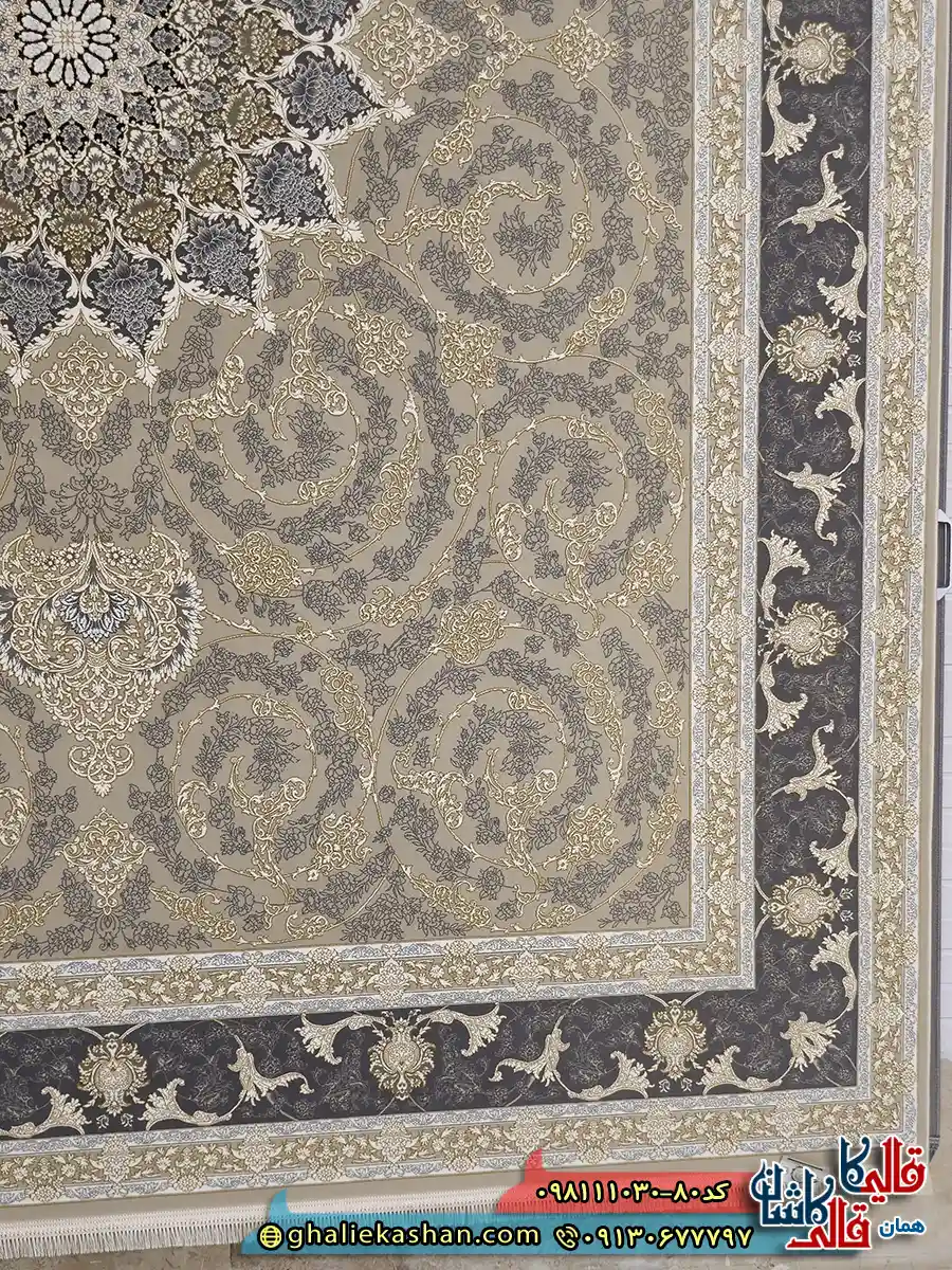 فرش طلاکوب 1000 شانه طرح آذر رنگ بژ گل برجسته کاشان حاشیه