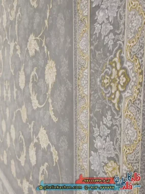 فرش طلاکوب 1200 شانه طرح افشان تارا رنگ طوسی فیلی گل برجسته کاشان نزدیک