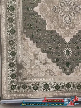 فرش وینتیج 1200 شانه طرح هریس رنگ طوسی فیلی گل برجسته کاشان حاشیه