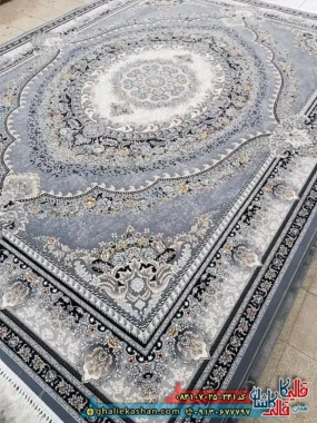 فرش 700 شانه طرح ارمغان رنگ طوسی دودی کاشان زمینه