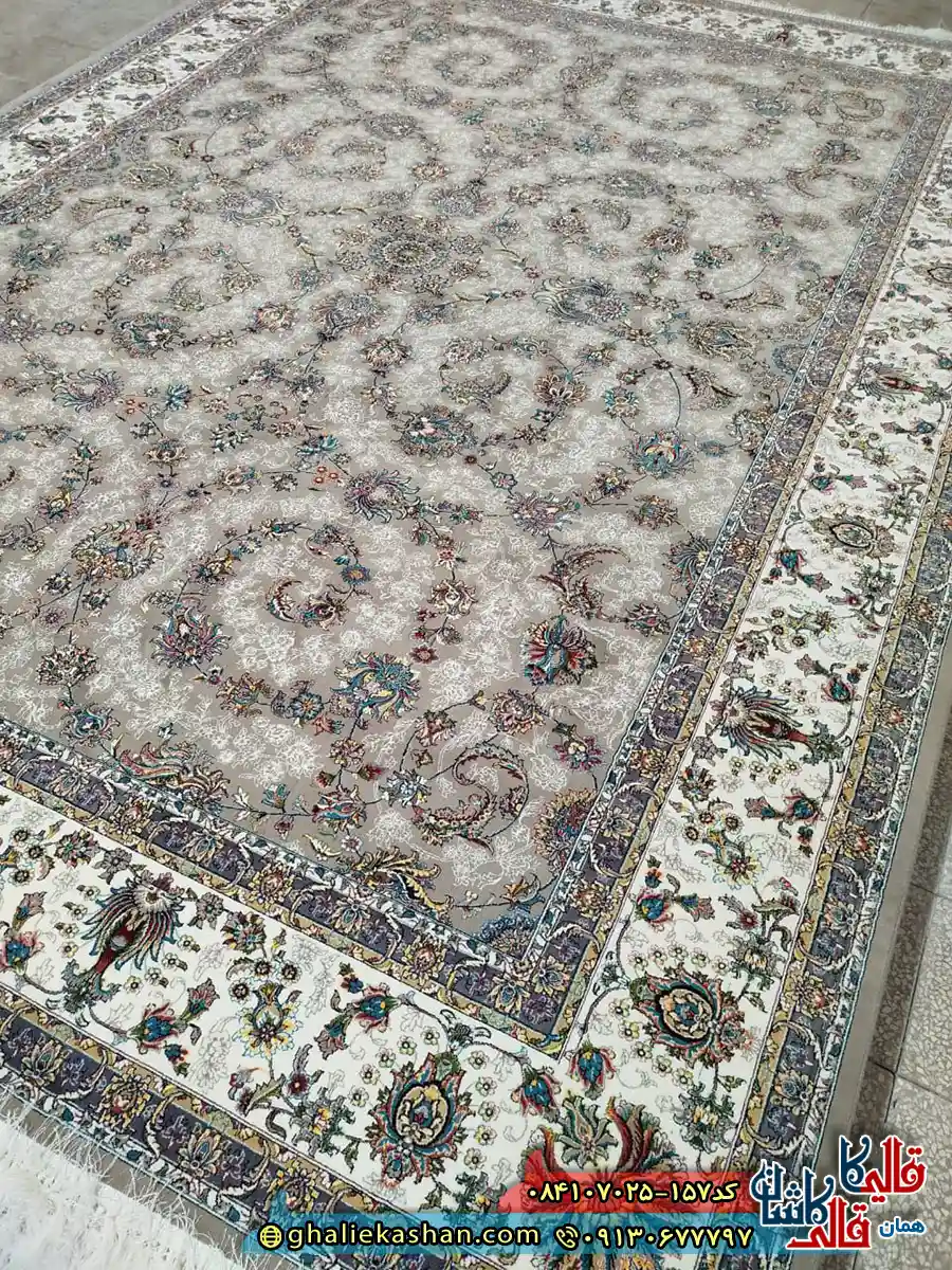 فرش 700 شانه طرح افشان ماهرو رنگ طوسی فیلی کاشان زمینه