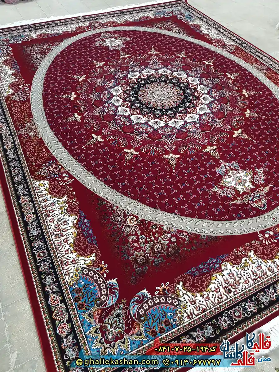 فرش 700 شانه طرح شبستان رنگ قرمز روناسی کاشان زمینه