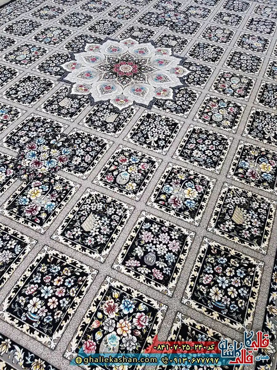 فرش خشتی 700 شانه طرح جیران رنگ سرمه ای کاشان زمینه