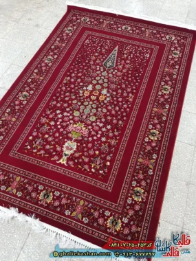 فرش سنتی 700 شانه طرح افشان باغ گل رنگ قرمز روناسی کاشان زمینه 2
